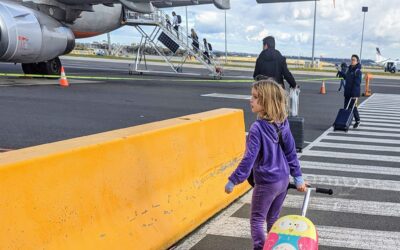 What should I pack for a long-haul flight with kids?